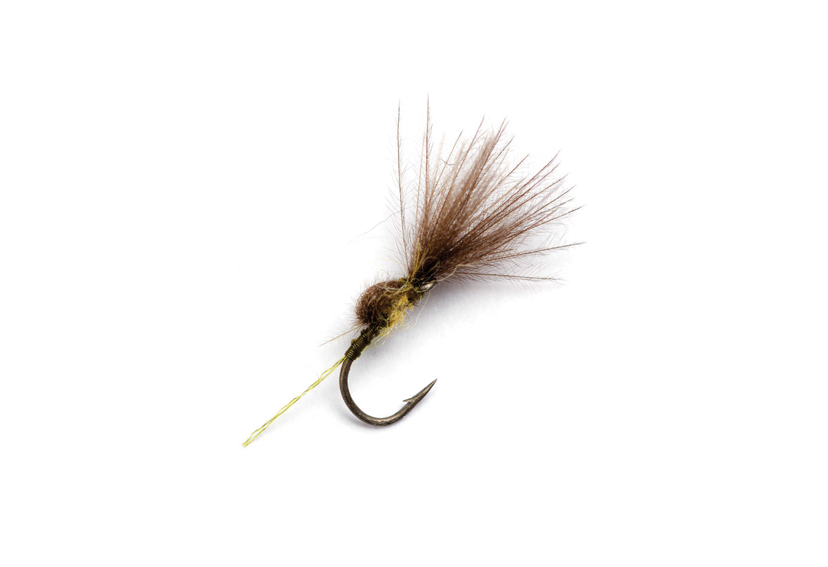 CdC Micro Shuttlecock - Fly Fishing and Fly Tying Magazine